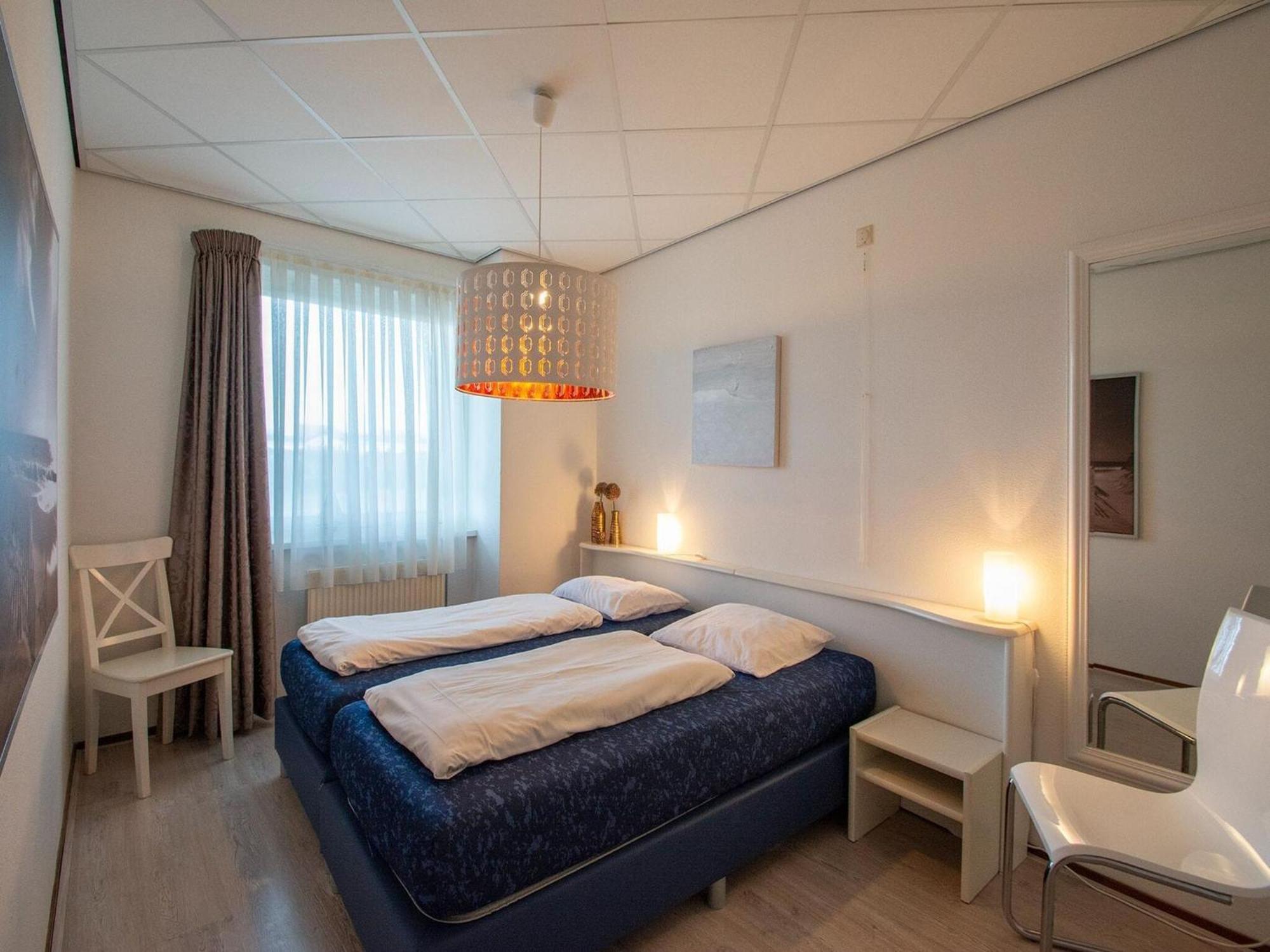 An Apartment That Is Attractively Furnished Julianadorp Eksteriør bilde