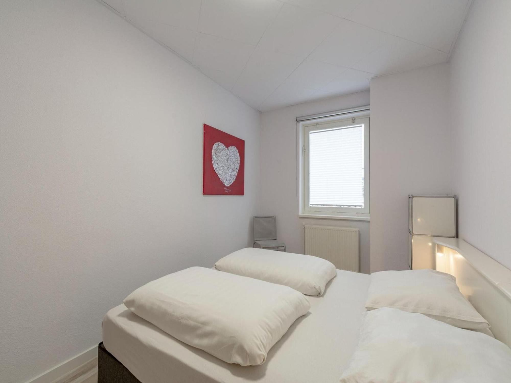 An Apartment That Is Attractively Furnished Julianadorp Eksteriør bilde