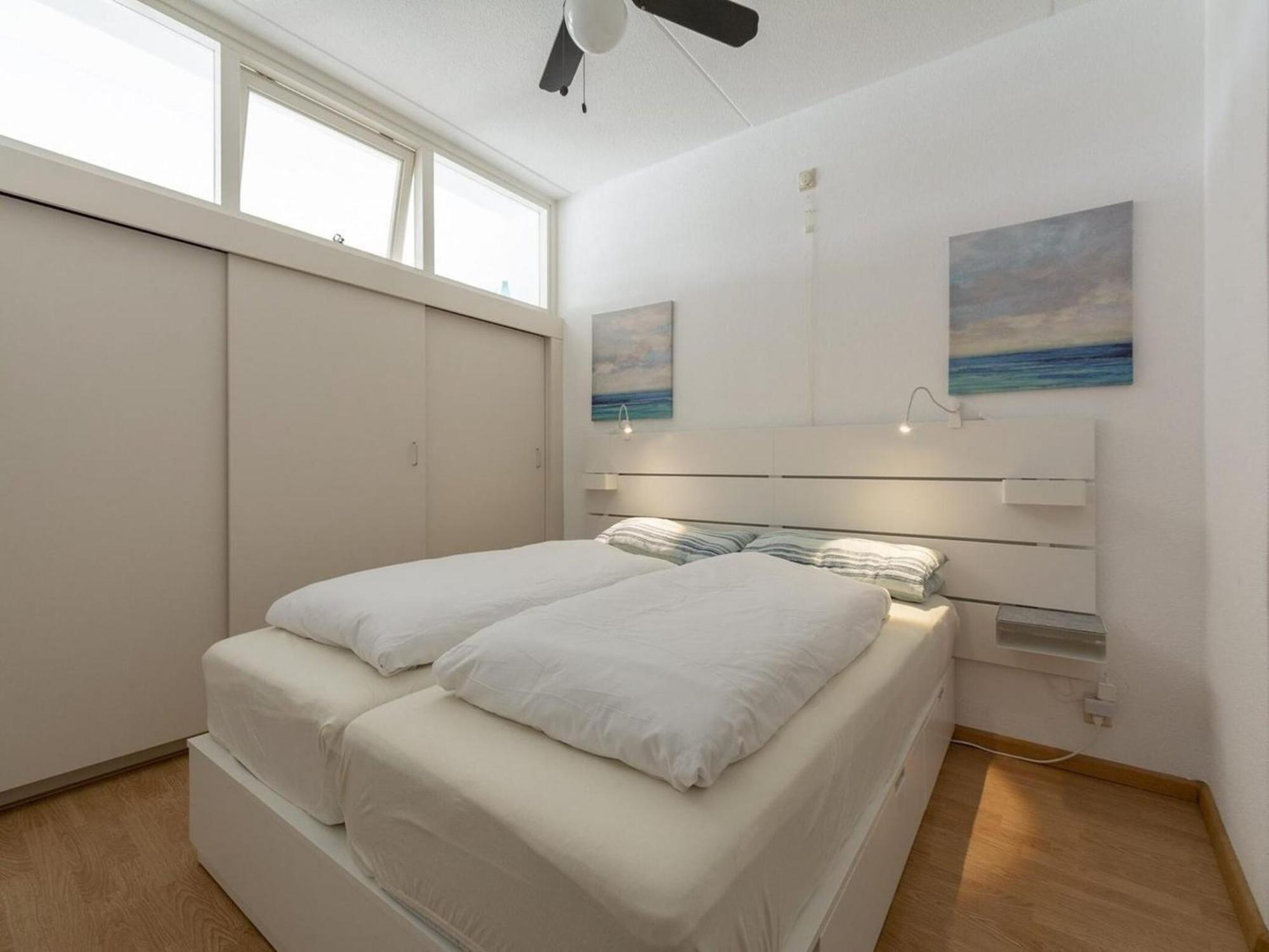 An Apartment That Is Attractively Furnished Julianadorp Eksteriør bilde
